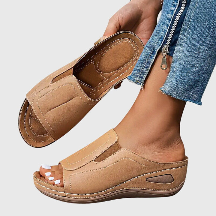 Aretha™ | Orthopedic Sandals