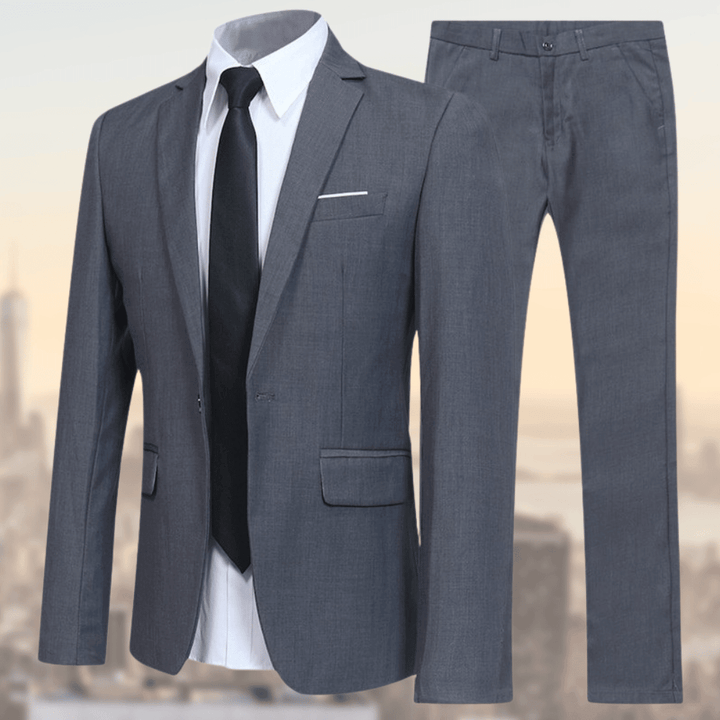 Liam Classic Men's Suit