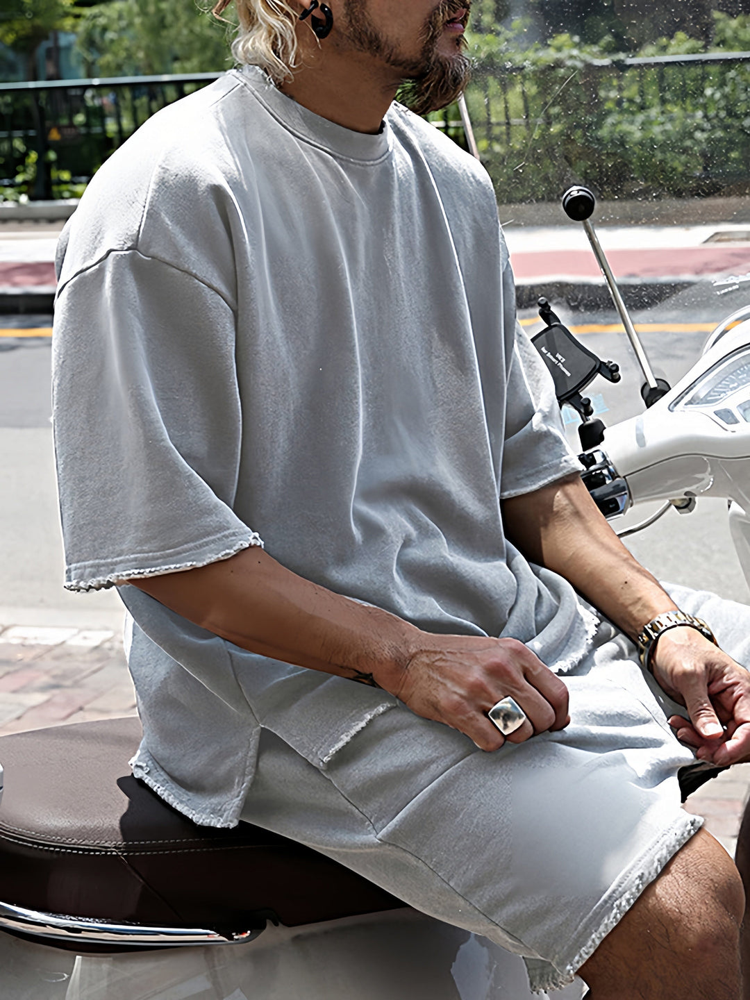 Ava Comfortable Set